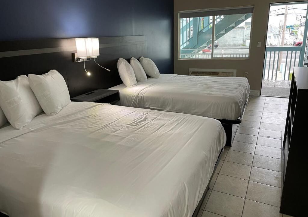 Photo of Bedroom in Seaside Heights