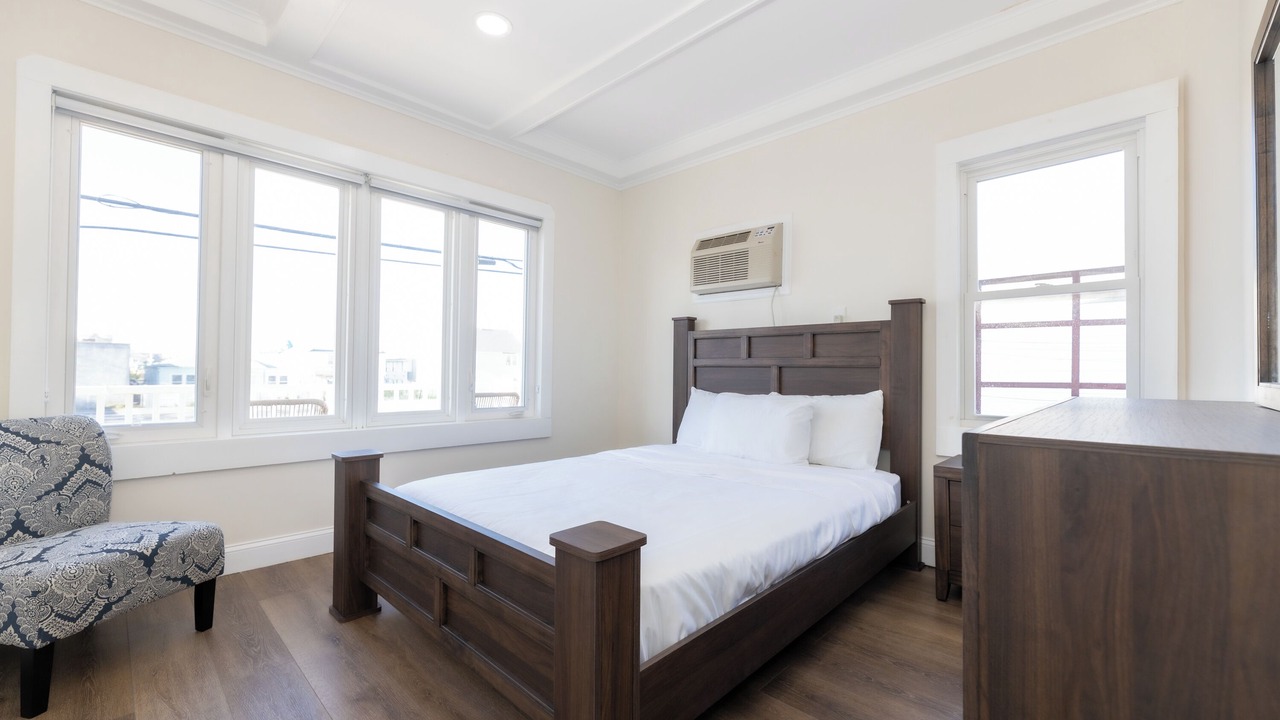 Photo of Bedroom in Seaside Heights