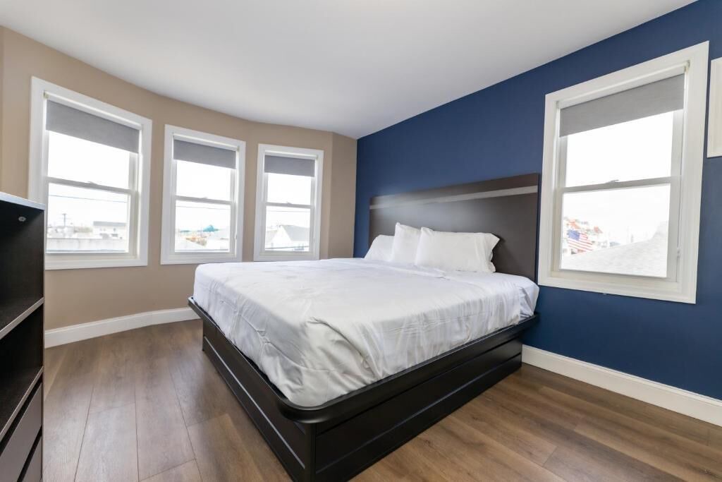 Photo of Bedroom in Seaside Heights