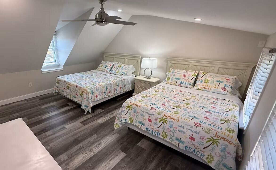 Photo of Bedroom in Cedar Neck