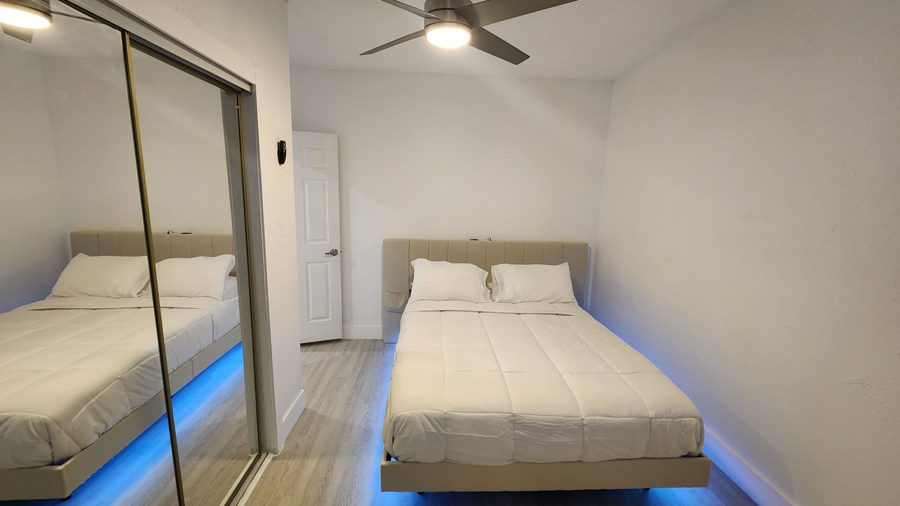 Photo of Bedroom in Palm Springs North