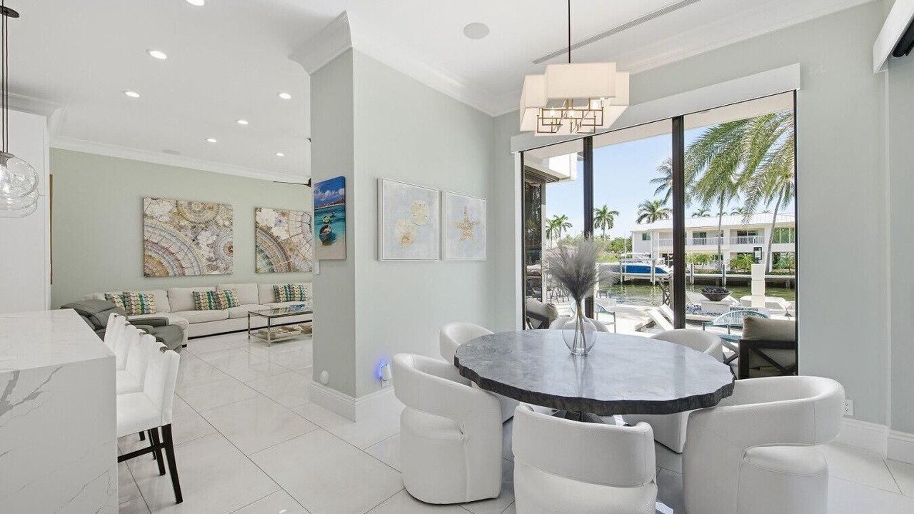 Photo of Others in Las Olas Isles
