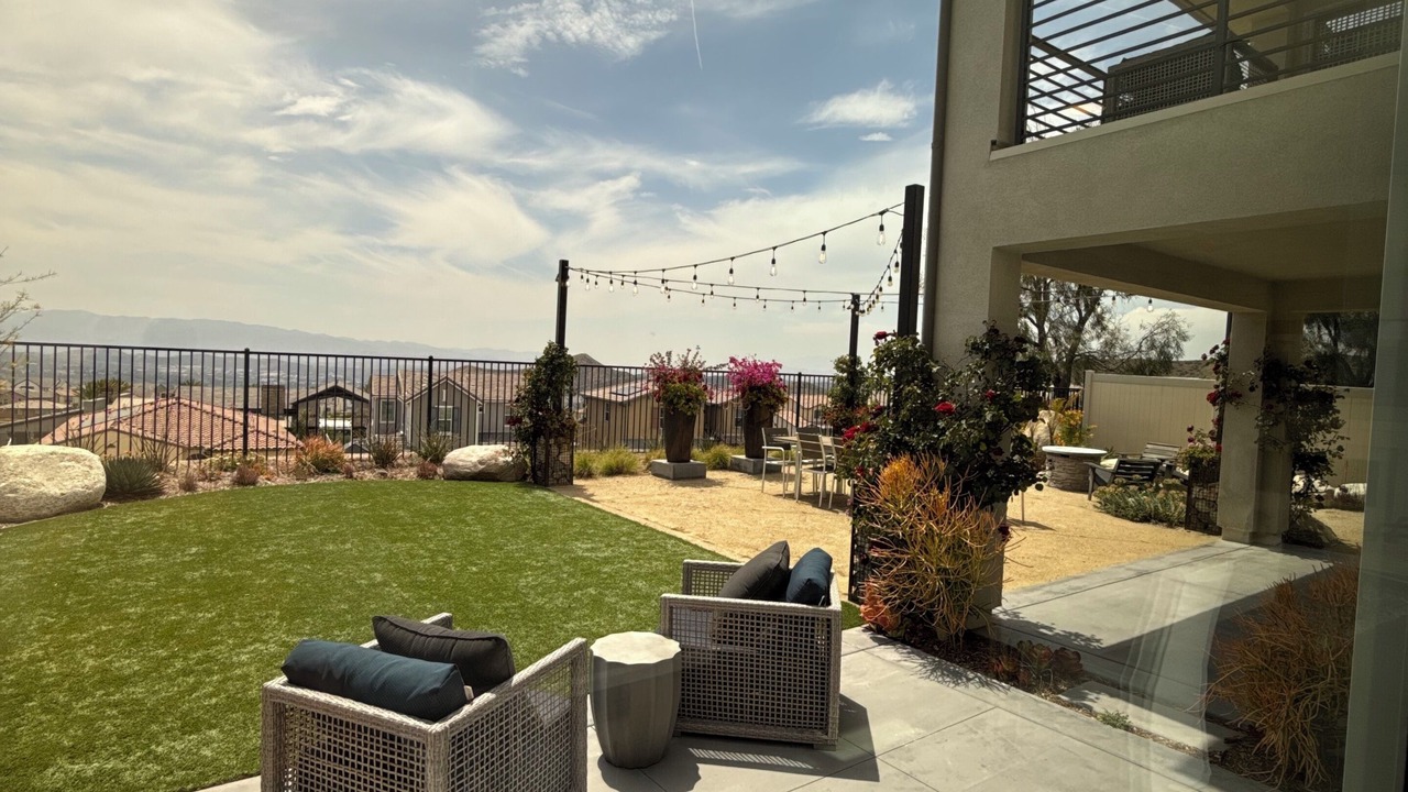Photo of Patio Balcony in Canyon Country