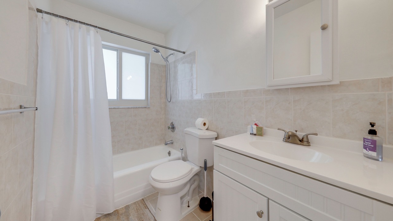 Photo of Bathroom in Cypress Point