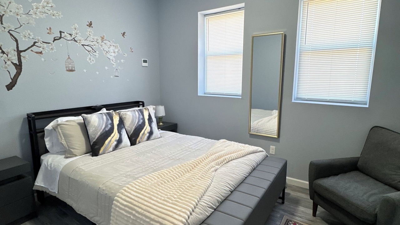 Photo of Bedroom in Forest Hill