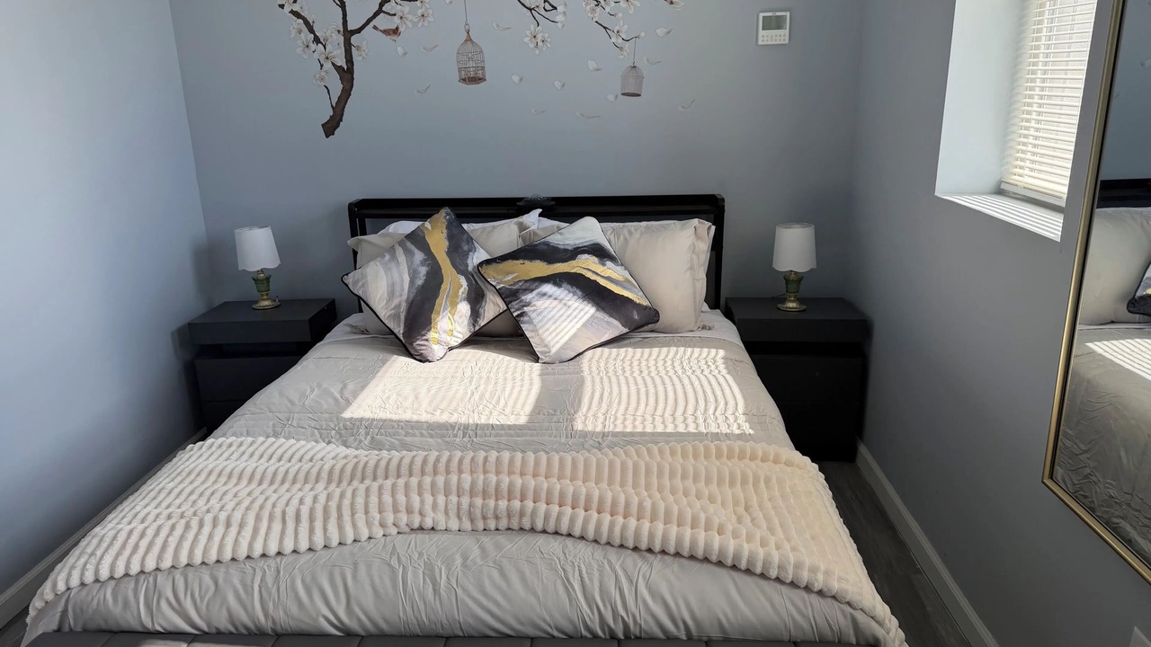 Photo of Bedroom in Forest Hill