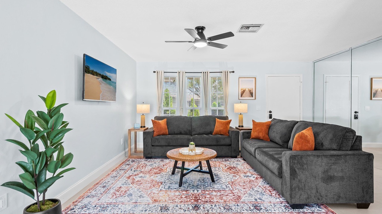 Photo of Livingroom in Dania Beach