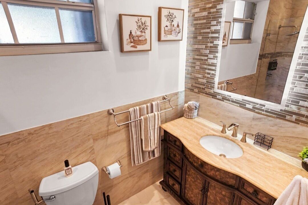 Photo of Bathroom in Hallandale Beach