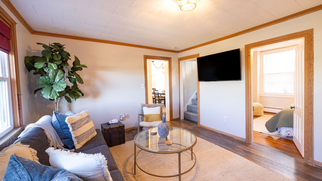 Photo of Livingroom in Sennett