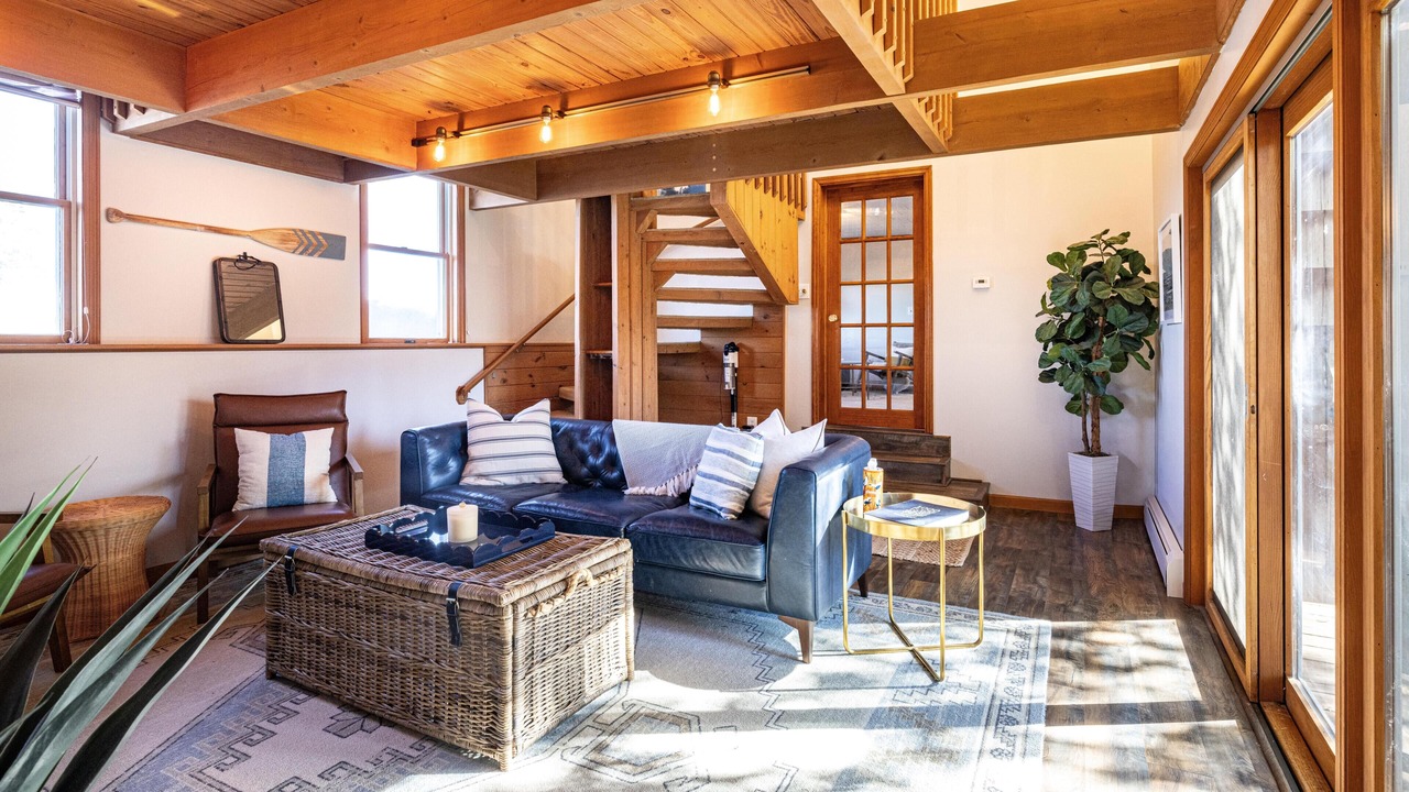 Photo of Livingroom in Sennett