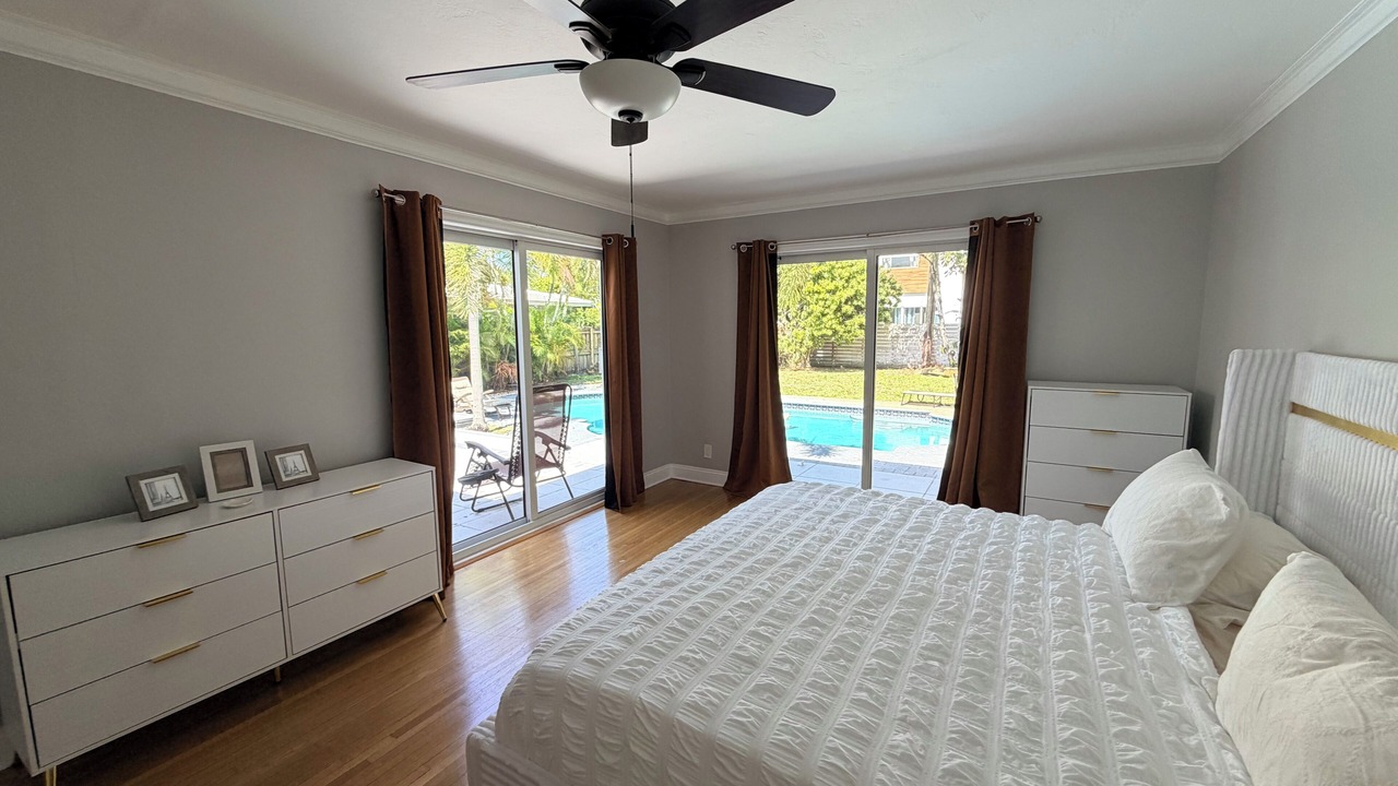 Photo of Bedroom in Lake Ridge