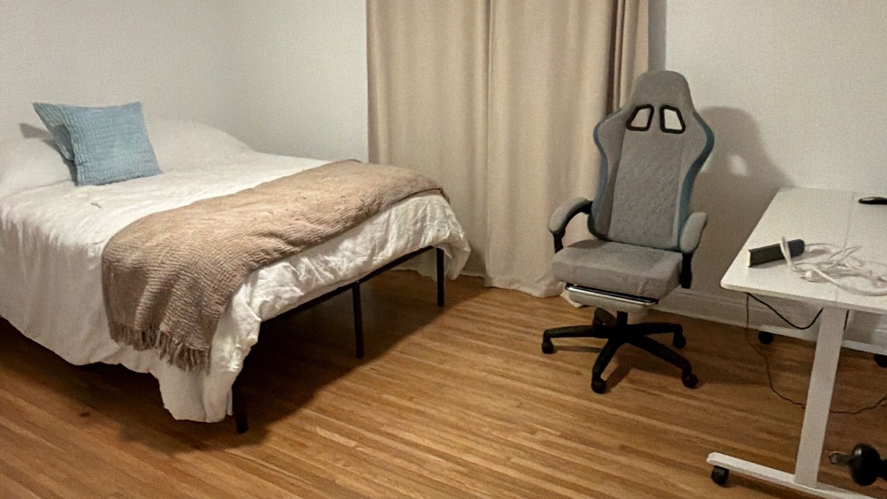Photo of Bedroom in Lake Ridge