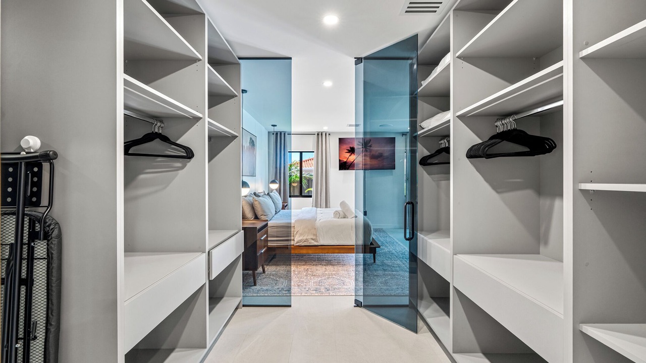 Photo of Bedroom in Imperial Point
