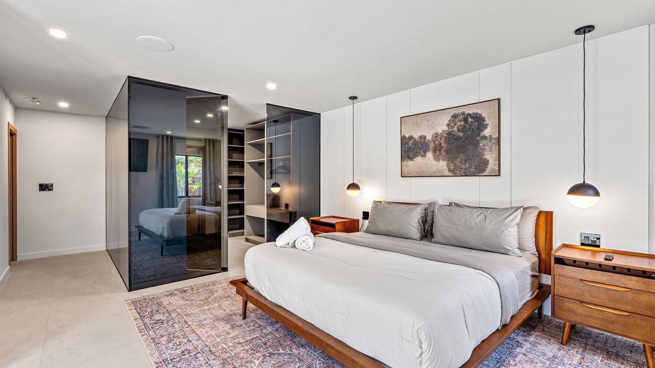 Photo of Bedroom in Imperial Point