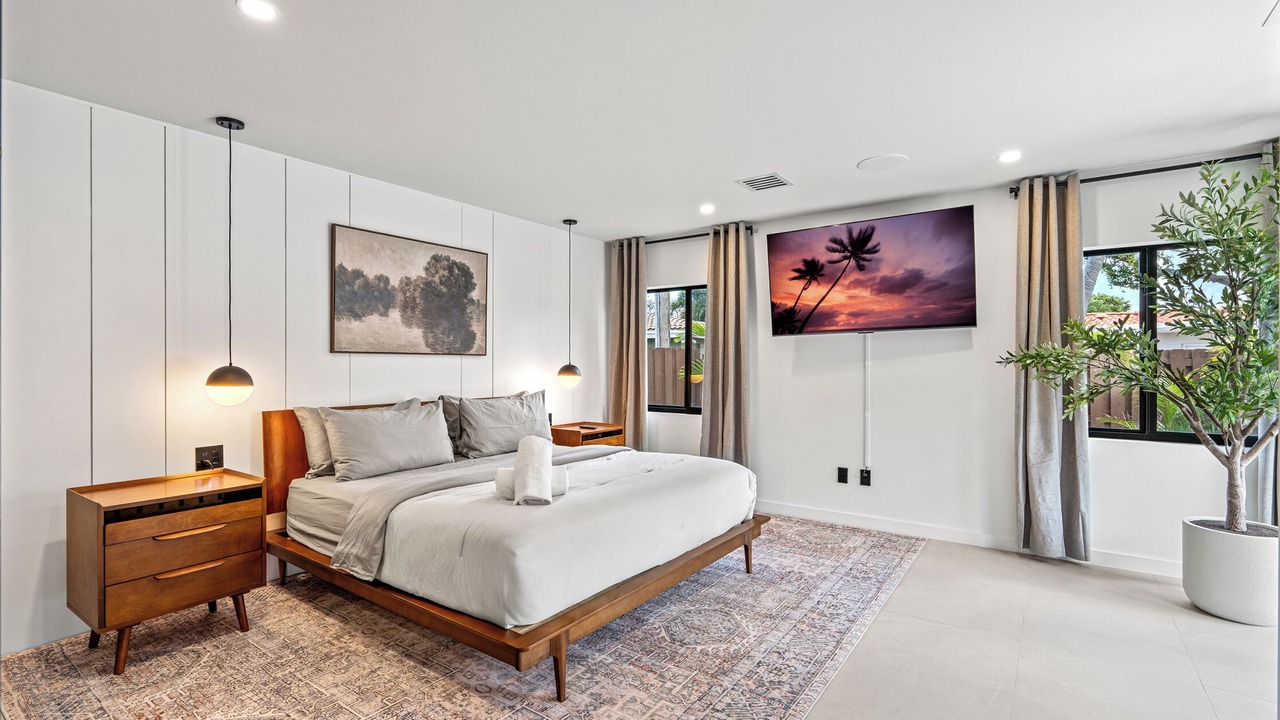 Photo of Bedroom in Imperial Point