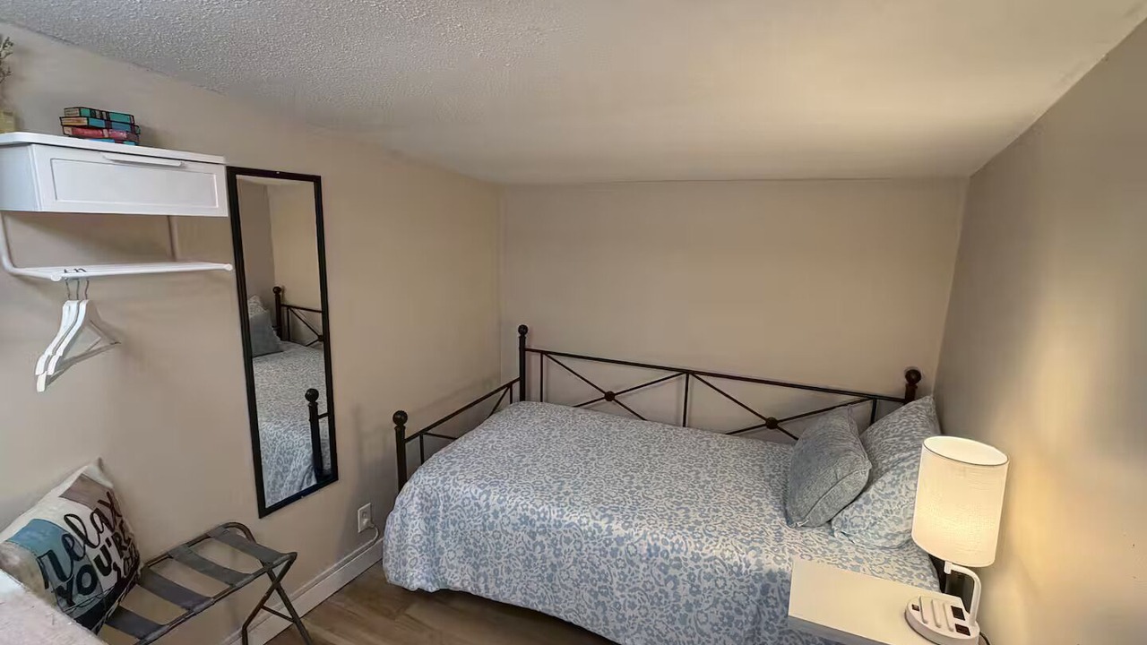 Photo of Bedroom in Verona Beach