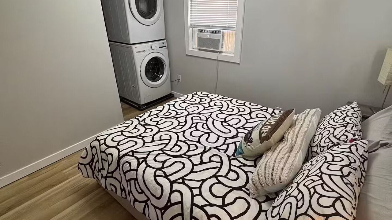 Photo of Bedroom in Verona Beach