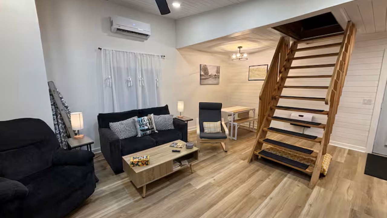 Photo of Livingroom in Verona Beach