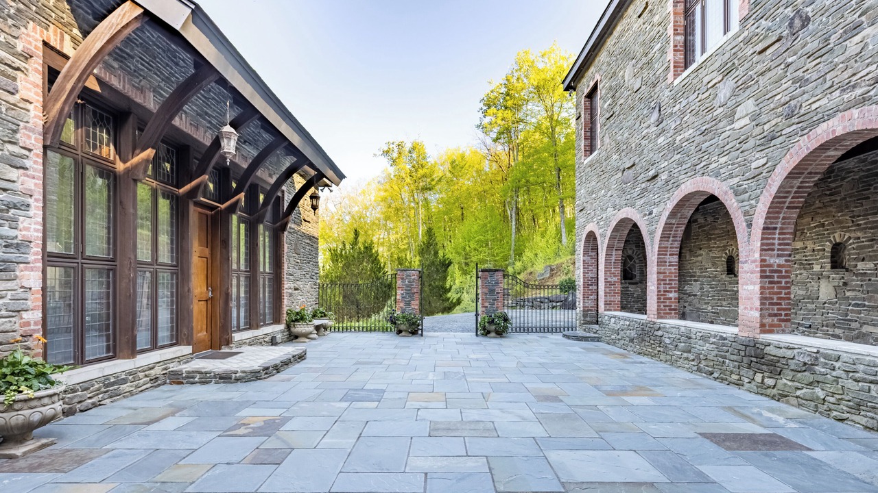 Photo of Outdoor in Mountain Dale