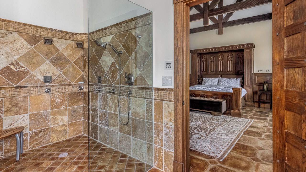 Photo of Bathroom in Mountain Dale