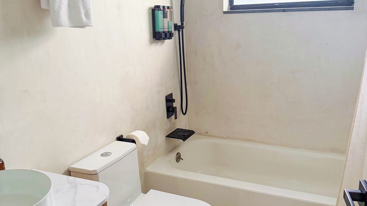 Photo of Bathroom in Driftwood