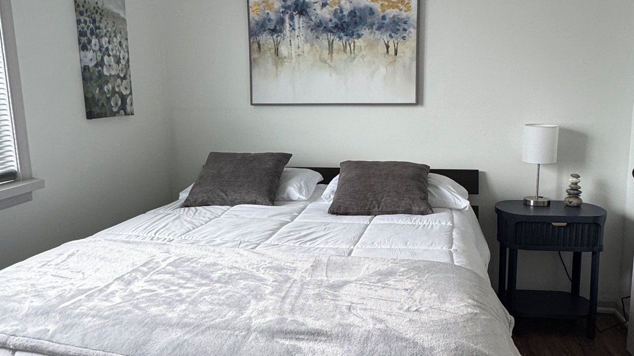 Photo of Bedroom in Milford