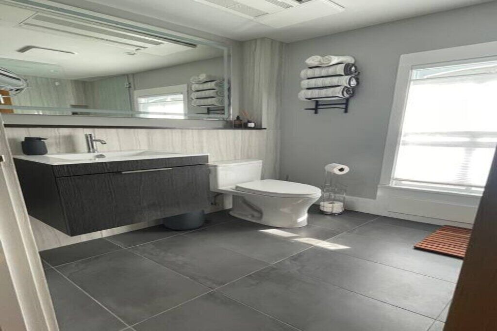 Photo of Bathroom in Shokan