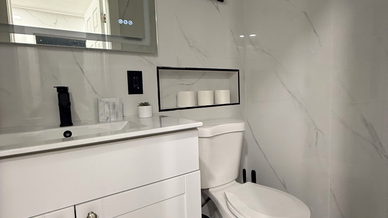 Photo of Bathroom in Sunrise