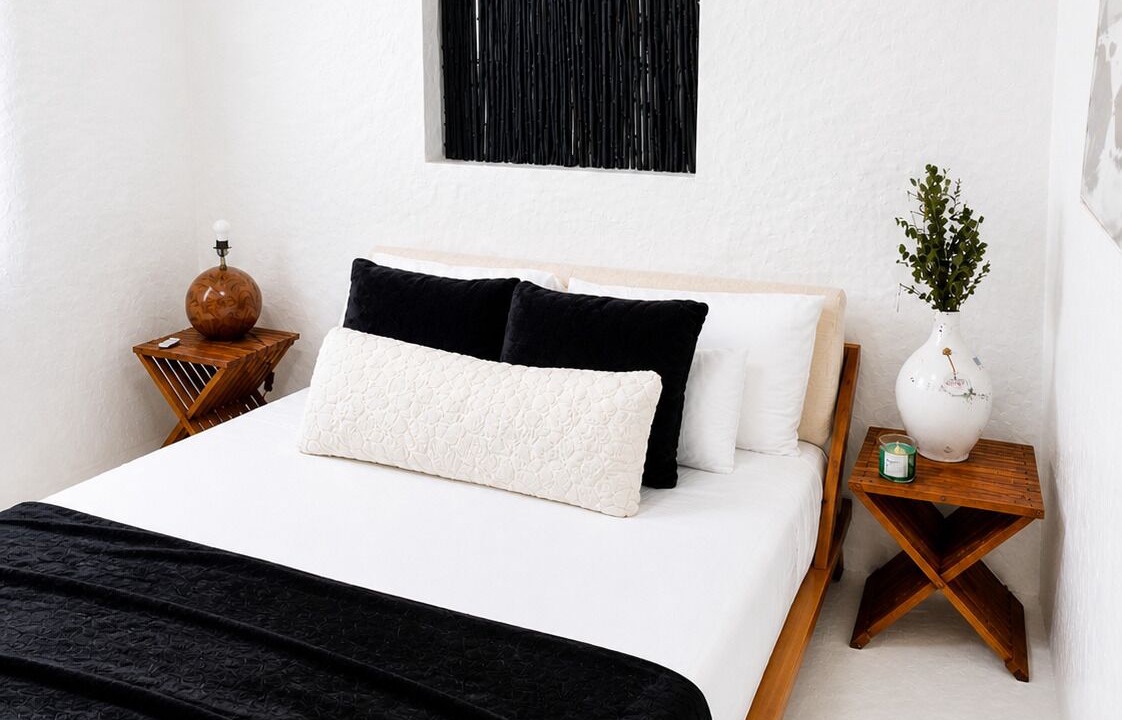 Photo of Bedroom in North Central Hollywood