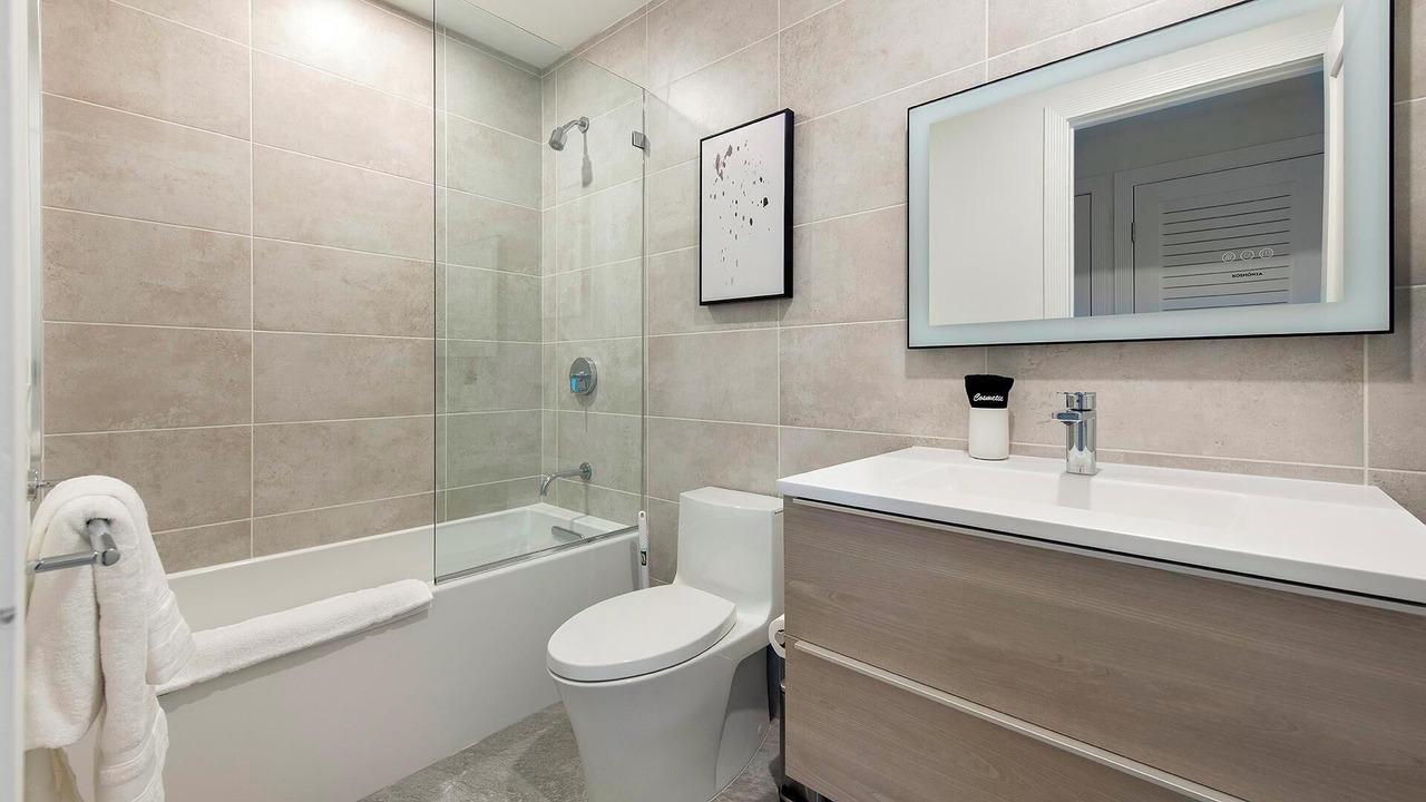 Photo of Bathroom in Mount Vernon Square
