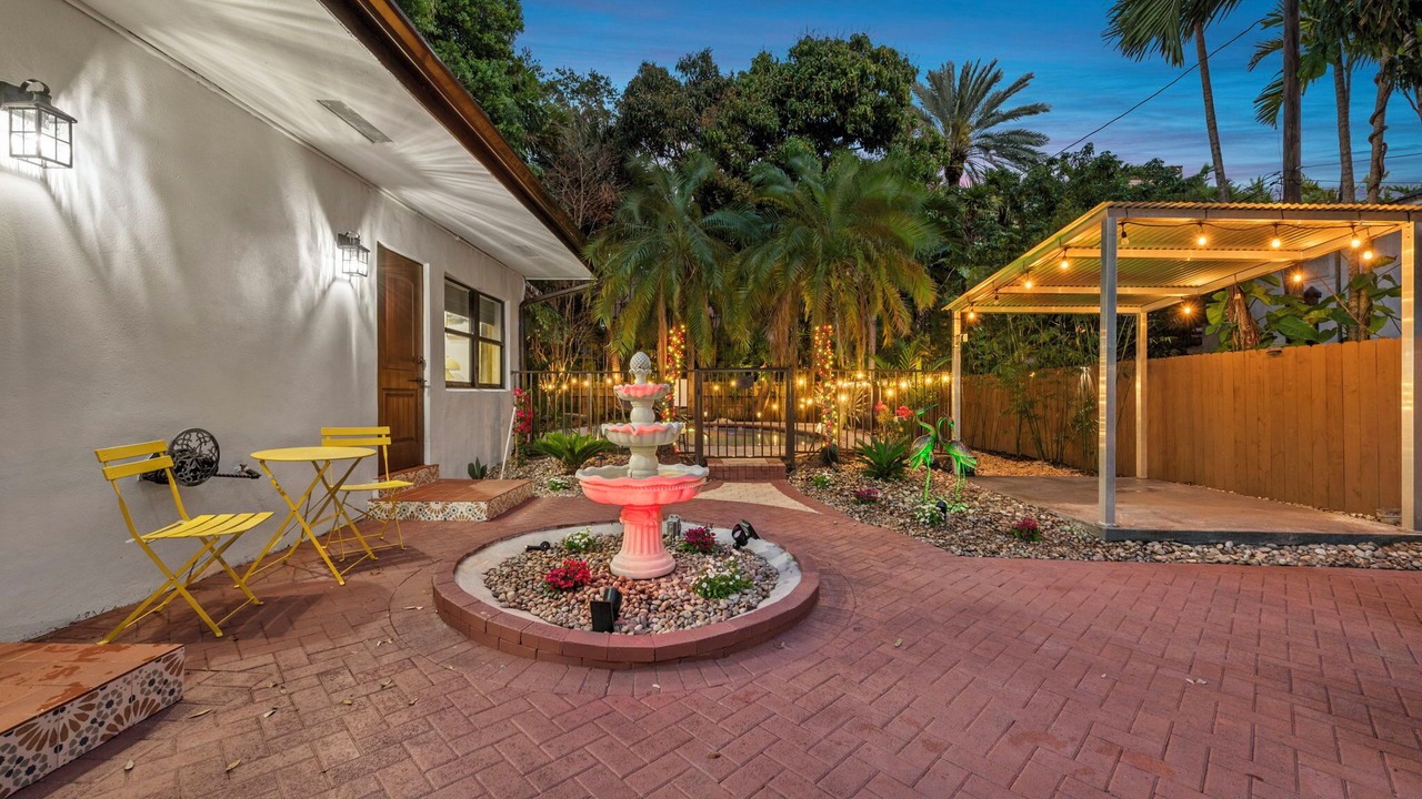 Photo of Outdoor in Downtown Fort Lauderdale