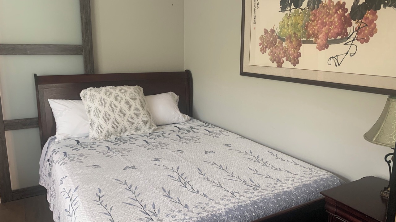 Photo of Bedroom in Agoura Hills