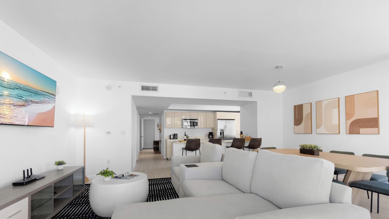 Photo of Livingroom in Hallandale Beach