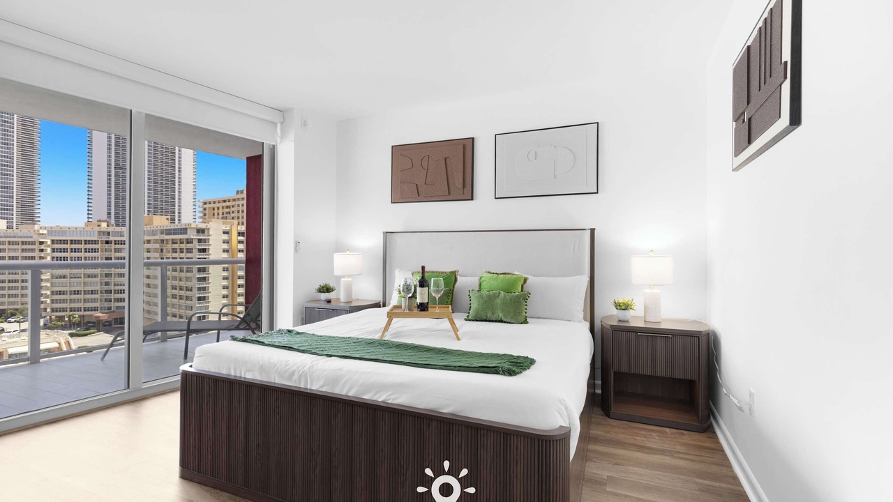 Photo of Bedroom in Hallandale Beach