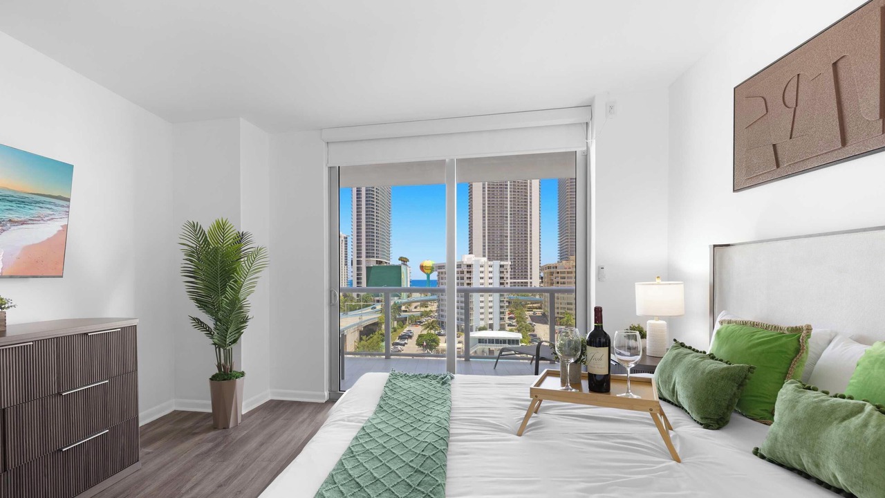 Photo of Bedroom in Hallandale Beach