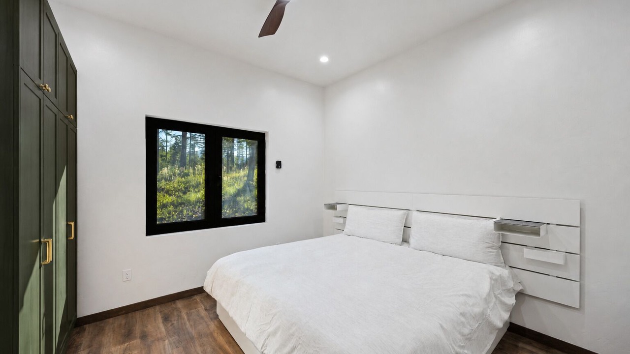 Photo of Bedroom in Martin City