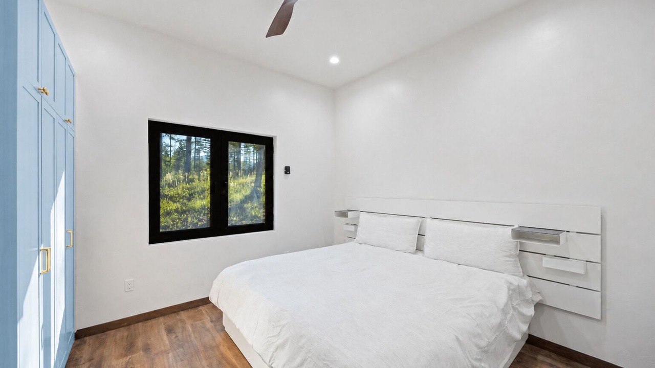 Photo of Bedroom in Martin City