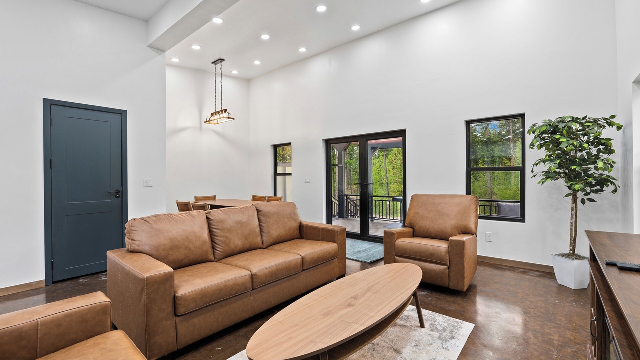 Photo of Livingroom in Martin City