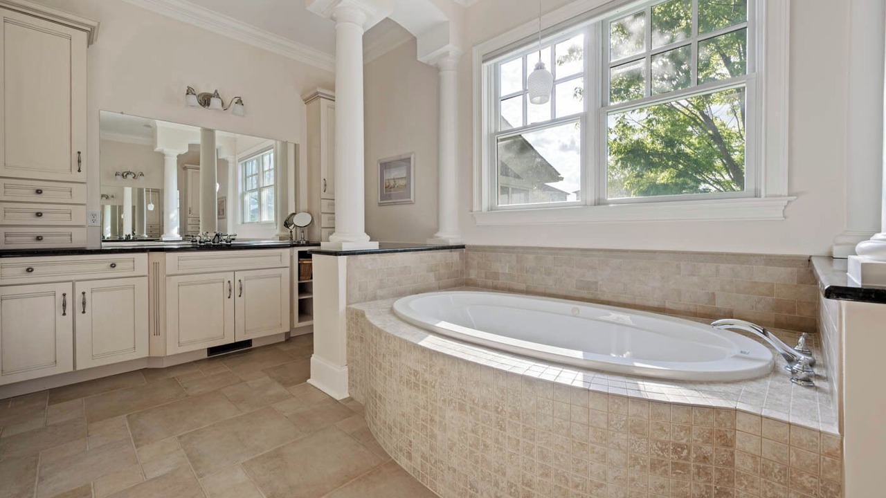 Photo of Bathroom in Long Neck