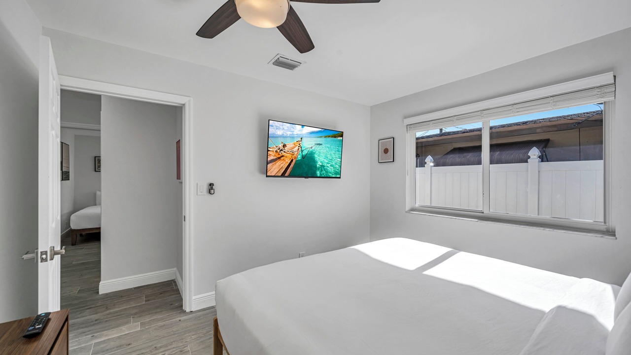 Photo of Bedroom in Imperial Point
