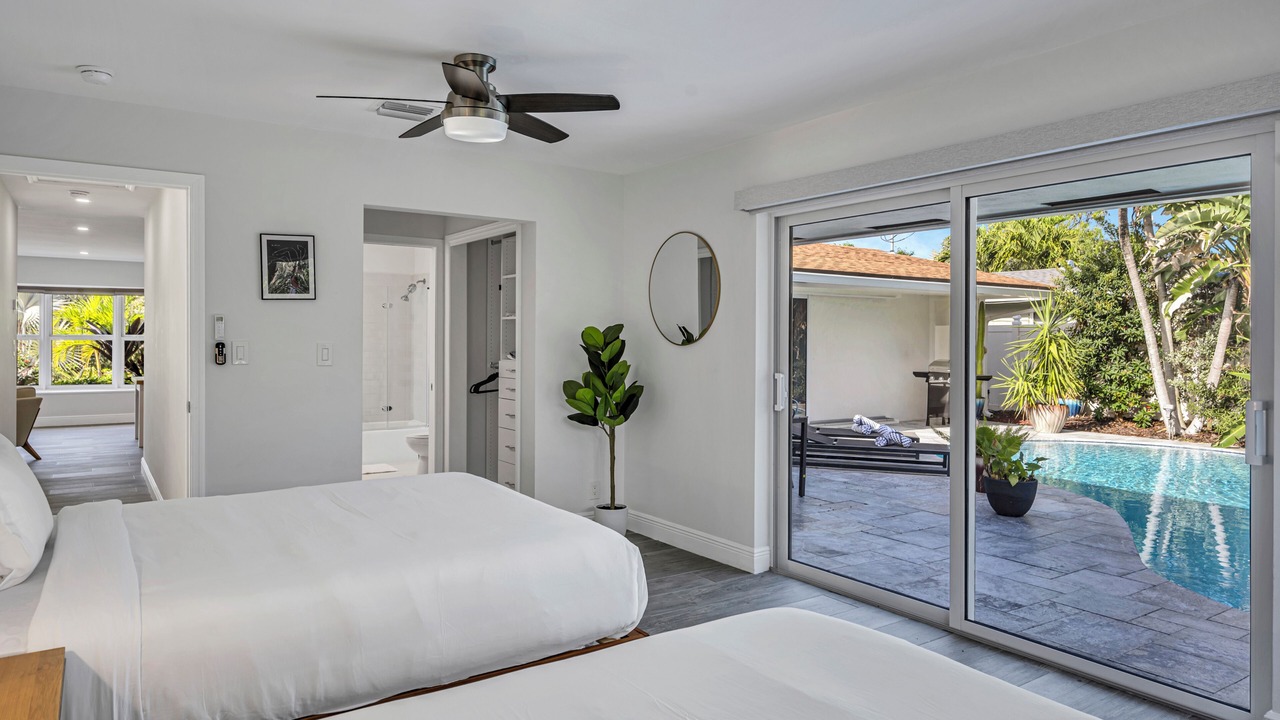 Photo of Bedroom in Imperial Point