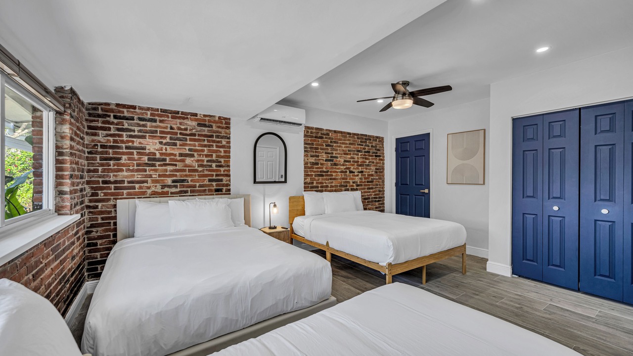 Photo of Bedroom in Imperial Point