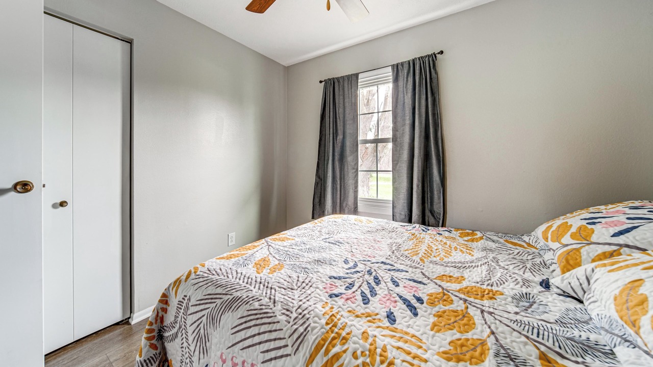 Photo of Bedroom in Austinburg