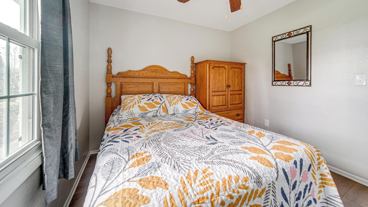 Photo of Bedroom in Austinburg