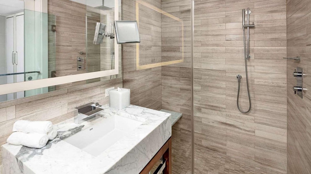 Photo of Bathroom in Central Park South