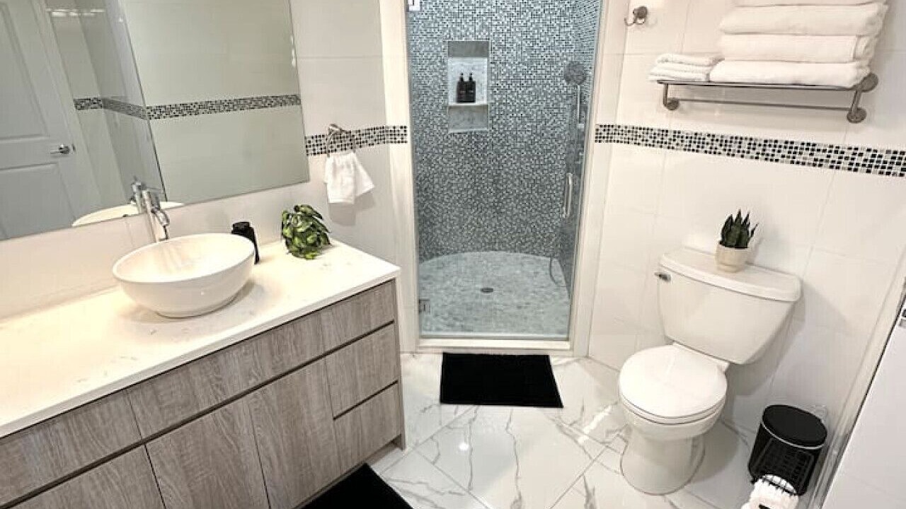 Photo of Bathroom in Weehawken