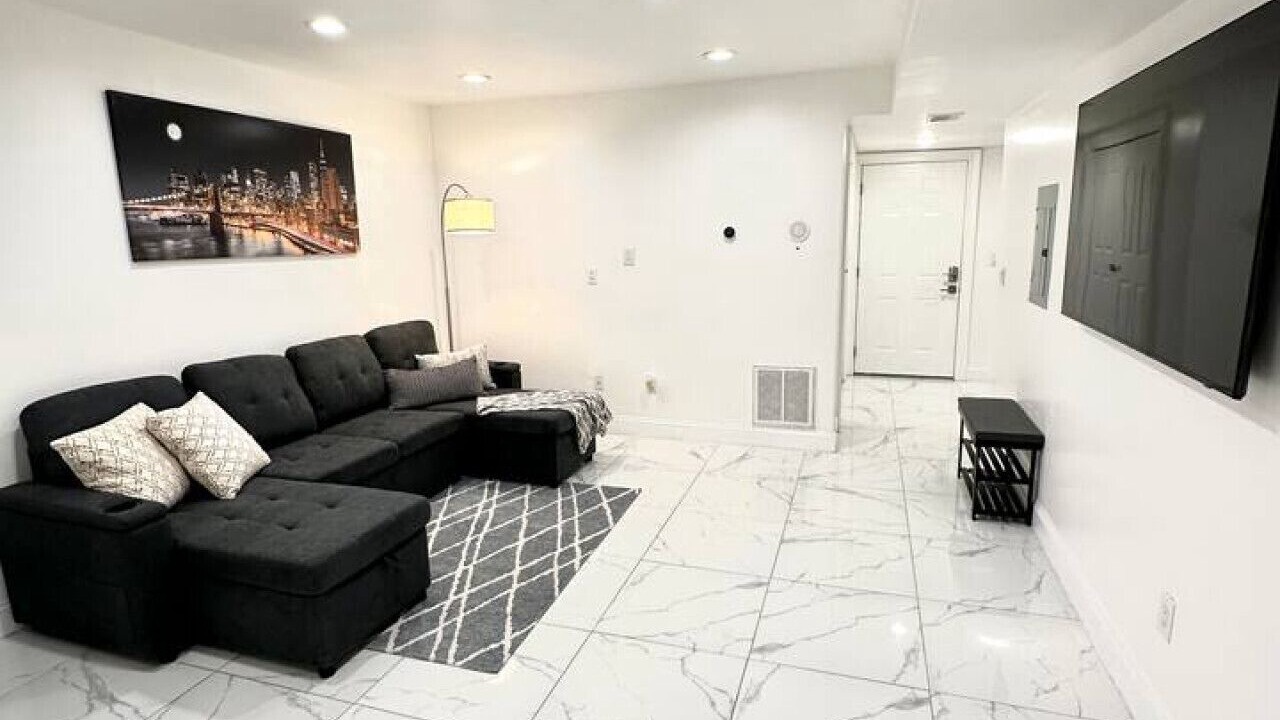 Photo of Livingroom in Weehawken
