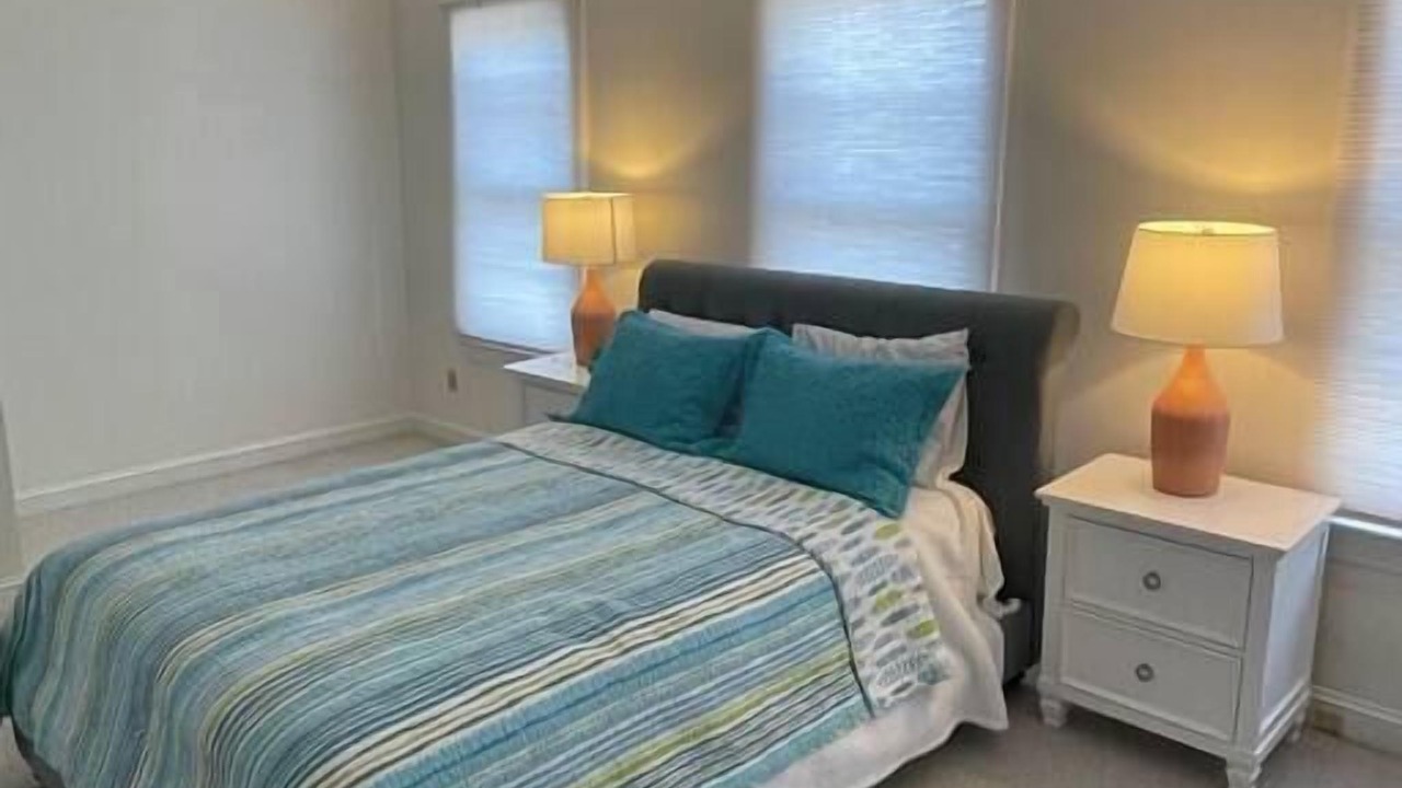 Photo of Bedroom in Historic District