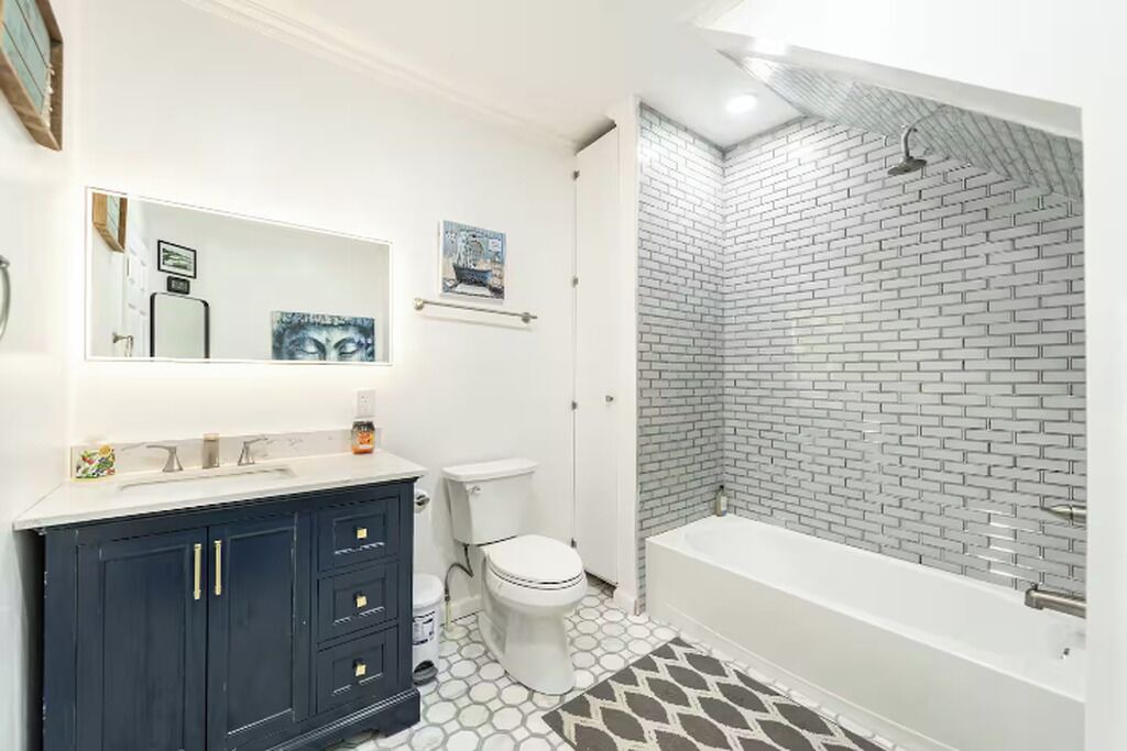 Photo of Bathroom in North Beach