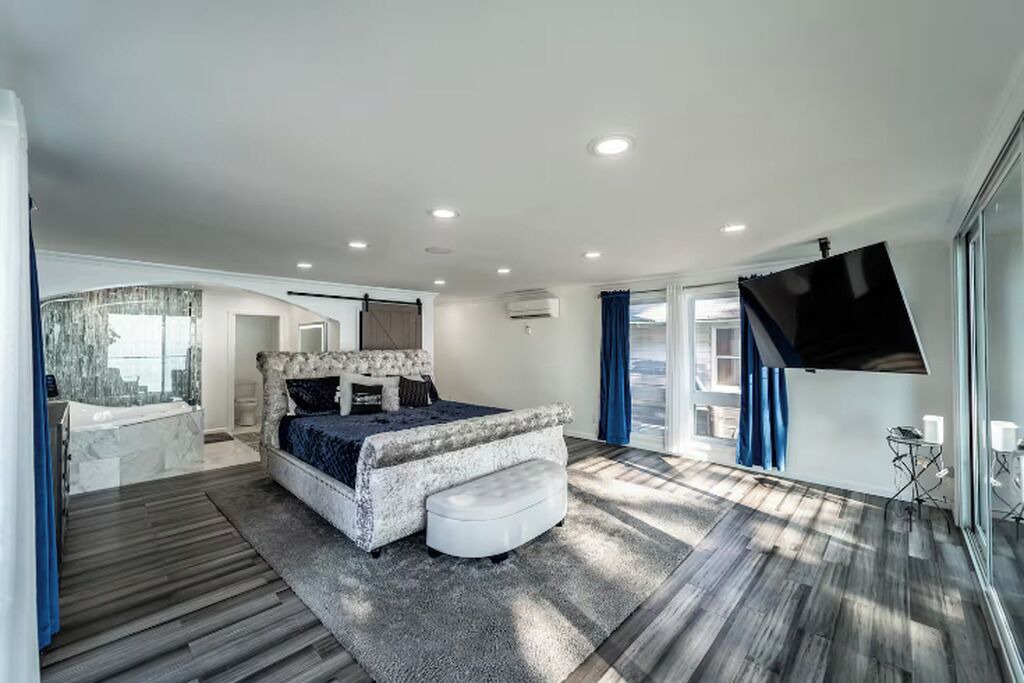 Photo of Bedroom in North Beach
